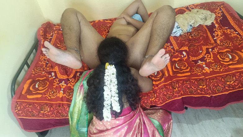 Pushpa studio: Gospodyni lesbijska lizanie cipki