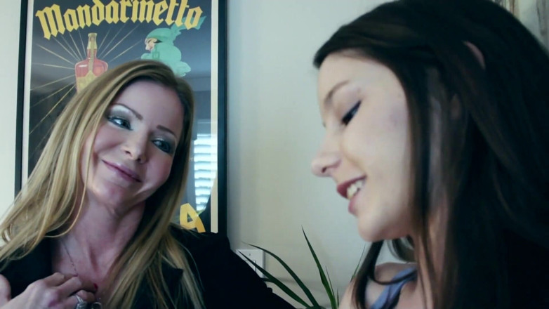 Lesbian Illusion: The milf and the young slut in heat