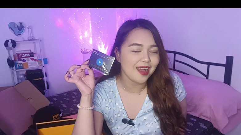 AsianSharinami: Unboxing My 25k Subscribers Gift From Pornhub