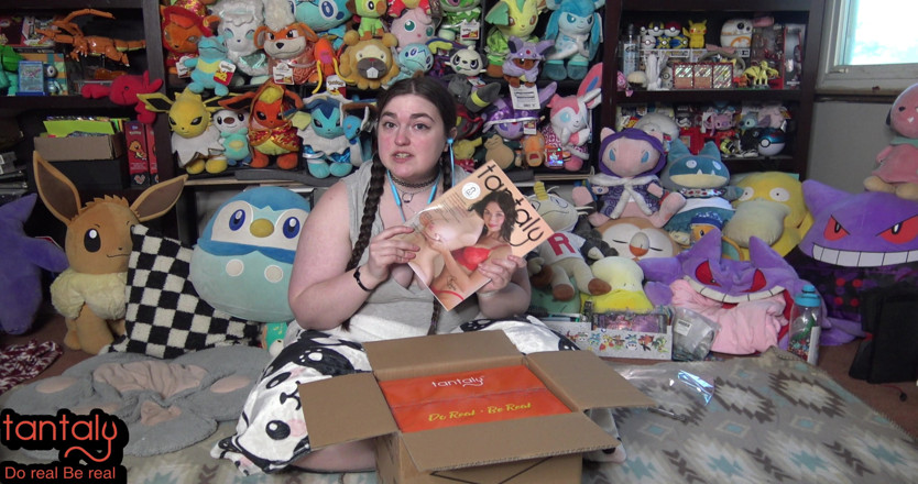 LustfulGeeks: Abby Unboxes Tantaly's Crystal Sex Doll