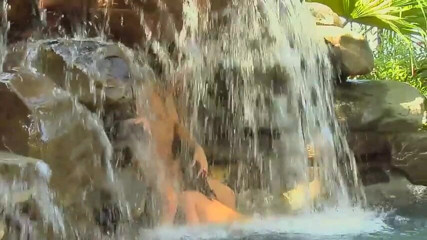 Lesbian Stories: Waterfall fucking of extremely hot lesbian babes