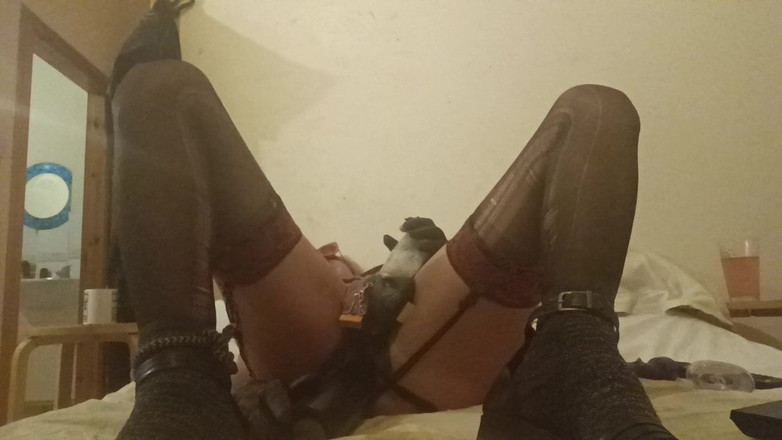 Charlene's TS funhouse: TS Charlene thích đồ chơi của cô ấy