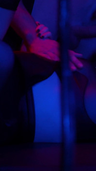 Sex în grup la clubul de schimb de parteneri
