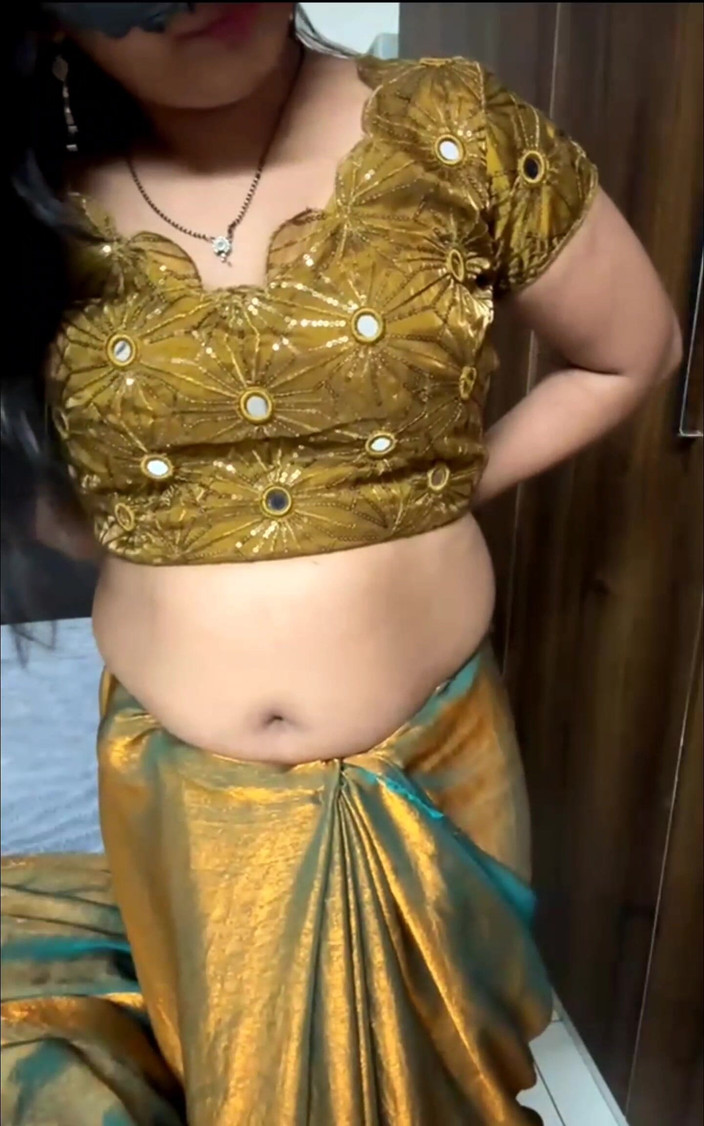 TeluguCouple901: Pertunjukan bodi saree terbaik (telugu)