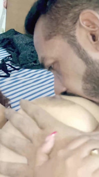 Bhaiya no estaba en casa, así que jugué con bhabhi
