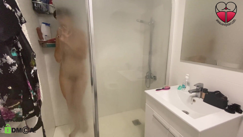 Candystart Videos: Lihat aku saat aku mandi