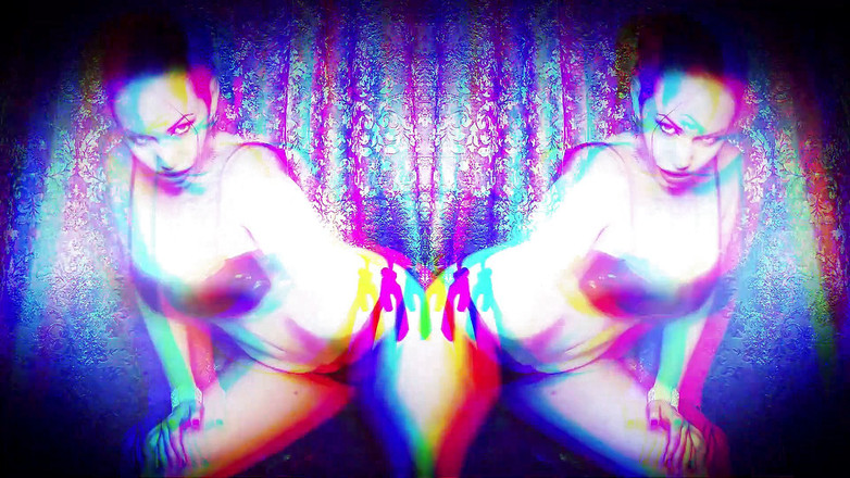 Goddess Misha Goldy: 25 ngentot pikiran memek aduhai! Lumasi mainan itu dan mulailah