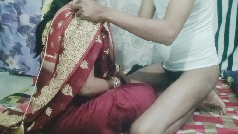 BendableFog5: Sexy nevlastní švagrová měla sex s nevlastním bratrem