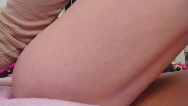 Alice Fox: Pussy juicy