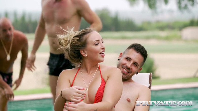 Private.com: MILFs Mia Blow, Julia Pink &amp; Kim Davis, Orgy at the...