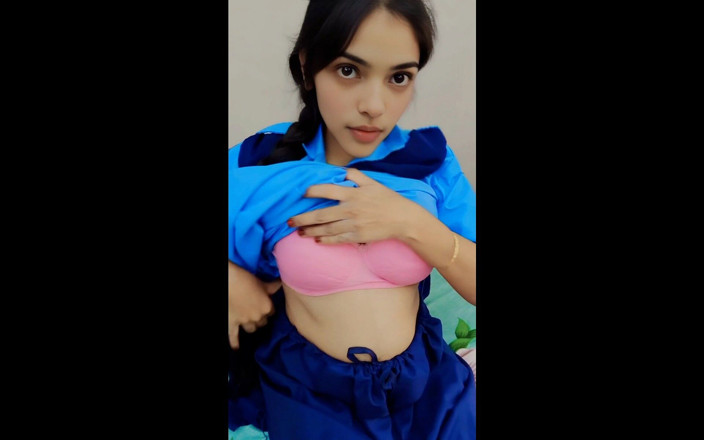 Hotdostt: Indian Virgin College Girl Fucked Her Boyfriend for the First...