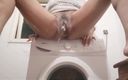Squirt StepSisters: Awesome orgasm on the top of the washing machine