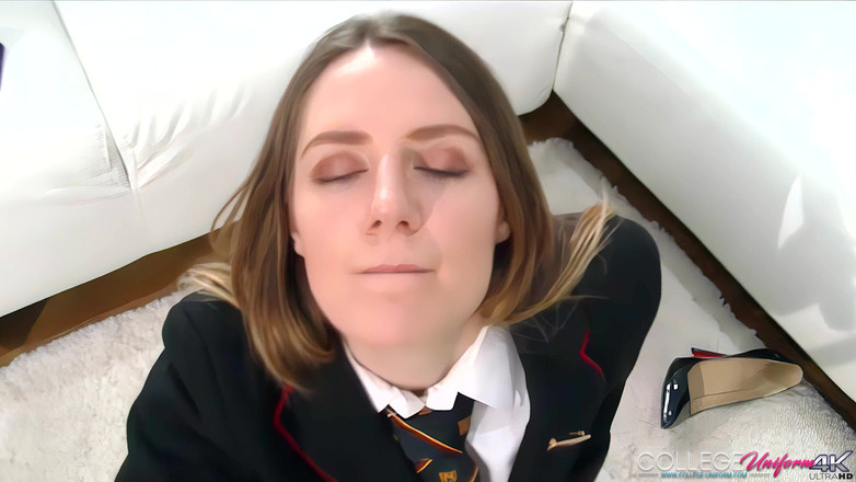 College Uniform: Chupa Con Samantha Bentley