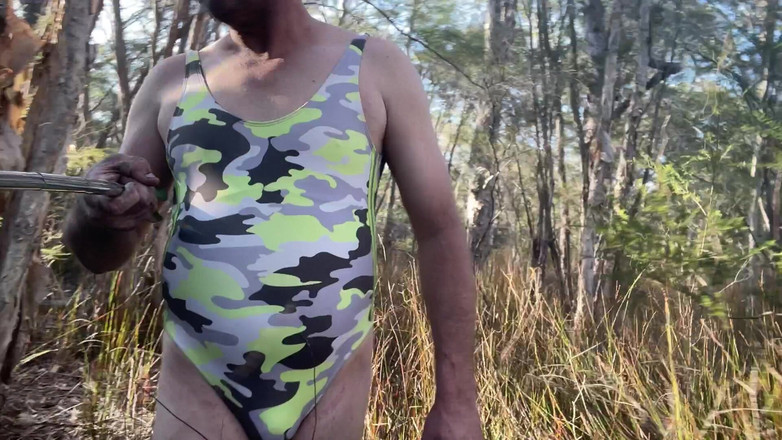 Madaussiehere: Saya teruja untuk mengumumkan bahawa saya baru sahaja mengambilalih pakaian...