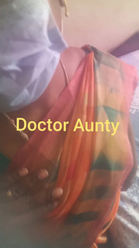 Tamil Doctor Aunty Consultant