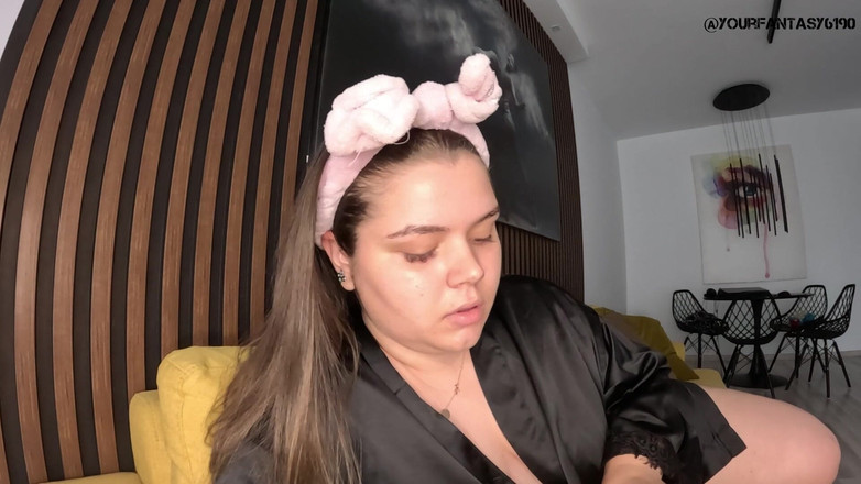 Your fantasy studio: Nhìn fab trong khi tôi xì hơi