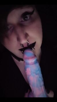Gothicc Greya