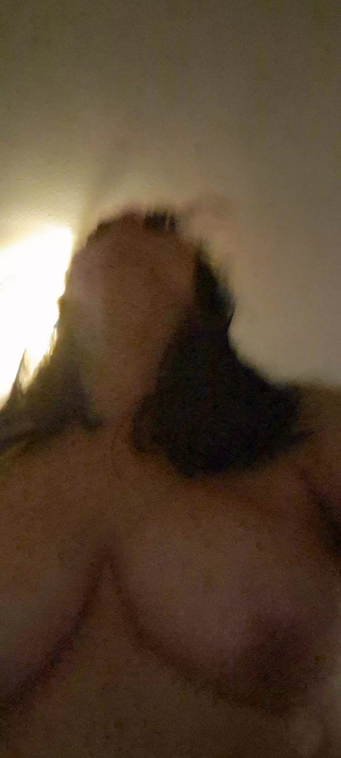 Mommy big hairy pussy: Joi Seks Sudut pandangan pertama Cowgirl Sepanyol