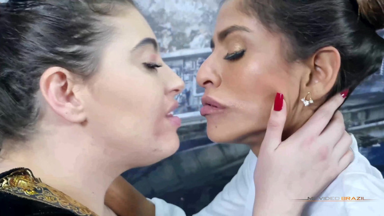 FetishKing: Kissing Fantasy