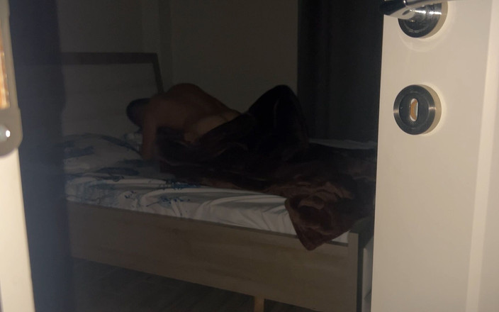 Couple Of Pleasure: Skutečný sex doma, líbání a vášnivé tvrdé šukání na misionáře !!