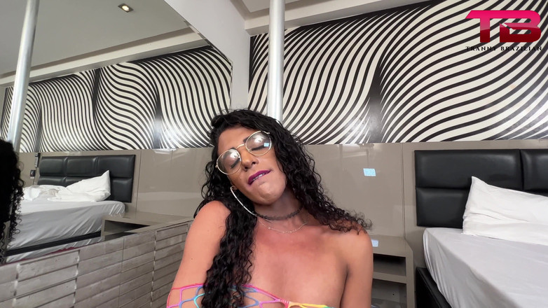 Tranny Brazilian: Lia khalifa liebt monsterschwanz
