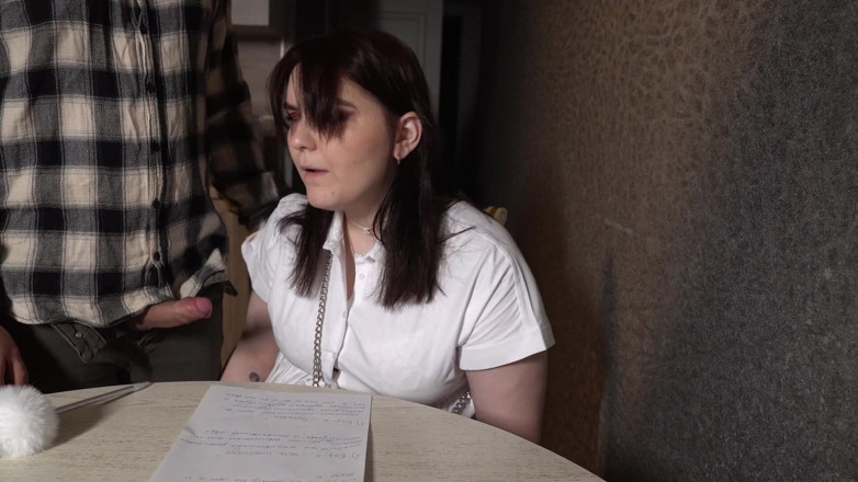 Polly Sweet: Menina estudante paga professor influente por humilhação