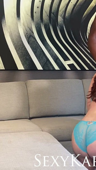 İri göğüslü sarışın orta yaşlı seksi kadınlar Karen Fisher ve Maggie Green büyük zenci yarağı tarafından sikiliyor!