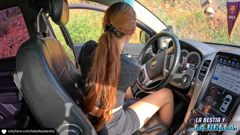 Labestiaylabella: 18歳の女性;彼女の車を運転しながら膣が震えている 結局公共の場でアナルセックスをする!!