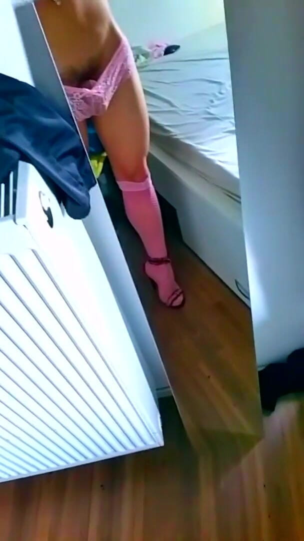 KittyHot: Sissy kitty huge cock bulge