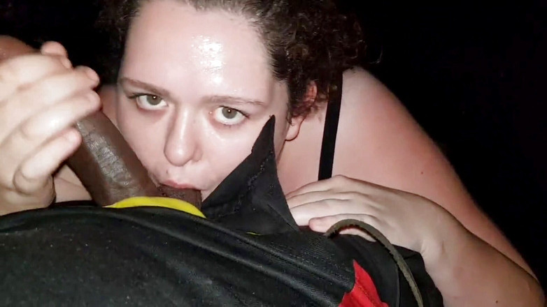 Real homemade BBW BBC porn: Youngenglishbbw lutscht BBC Nata4sex im freien, hämmert meine fette muschi