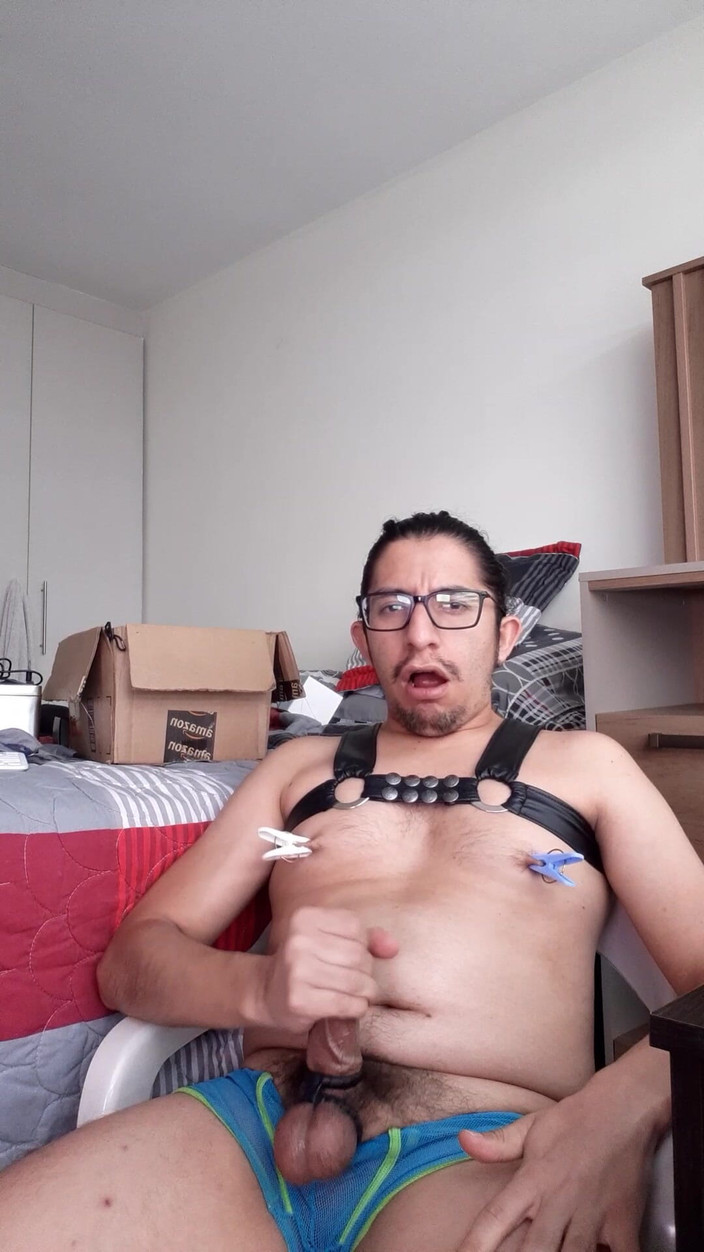 littlelatinhunter: Saya mahu memerah puting ini saya mempunyai lebih banyak lagi....