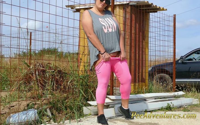 Pee Adventures: Fat Brunette with Sunglasses Pee in Her Tights on a...