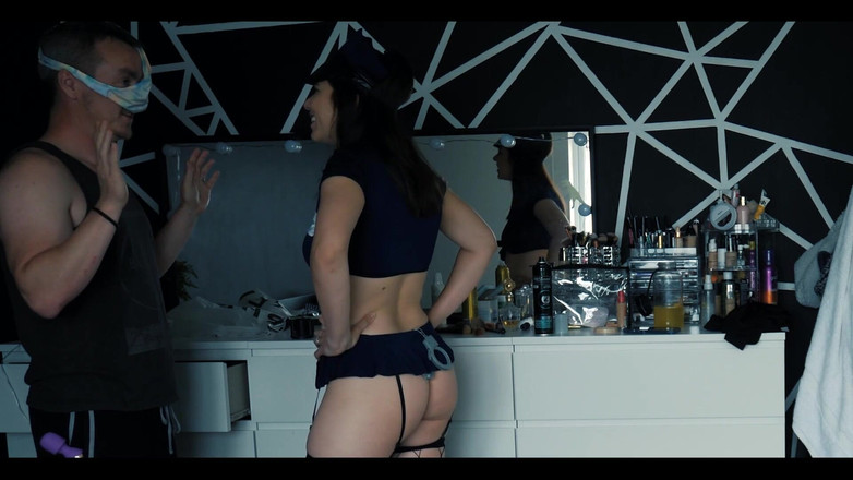 Samantha Flair: Policía atrapa bragas pervertido completo 1