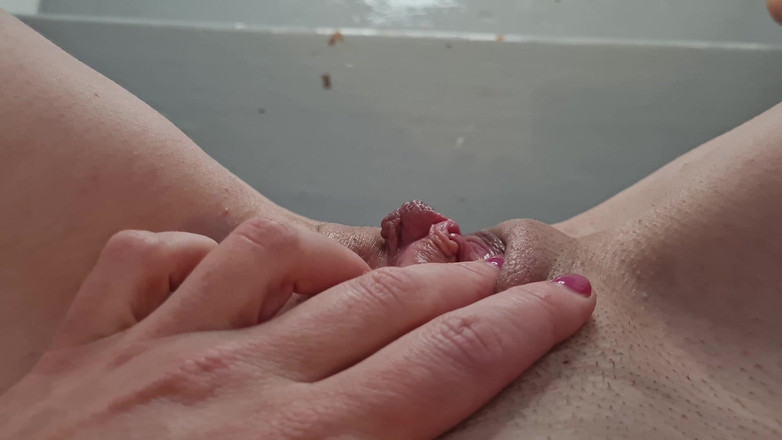 Lily kink: Haciendo Una Cascada De Pis