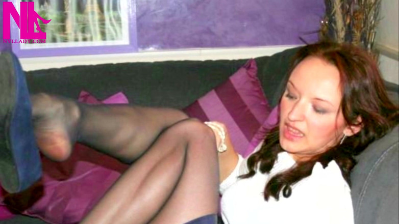 Nyllady: Sexy Uncensored Footplaying and Teasing