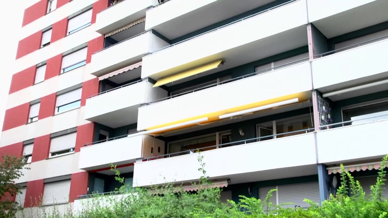 German Porn: sexy cu penetrare dublă în trei