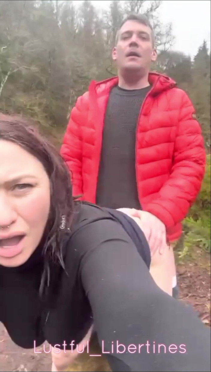 Lustful Libertines: Tylko Trochę Lasów Jebanie I Ssania