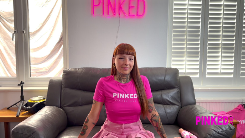 PINKED: Deusa Meg Pinked
