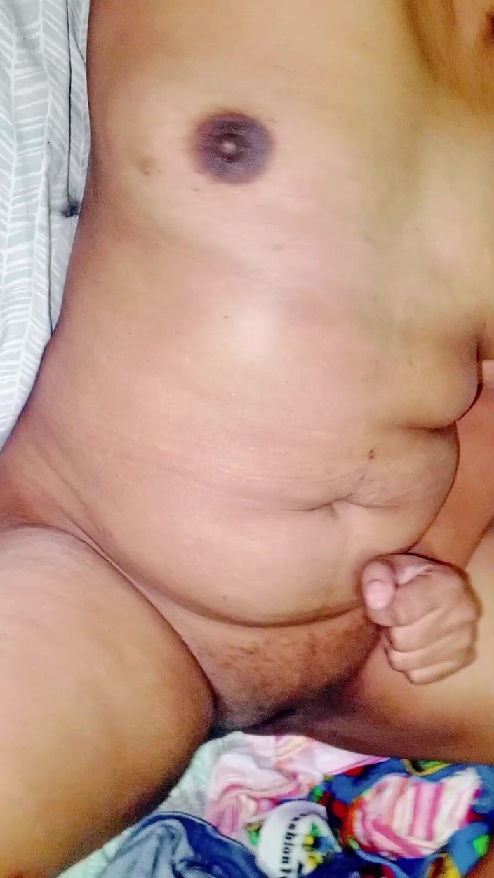 BigassMILF40: L’ami de mon mari ne voulait pas de moi, je...