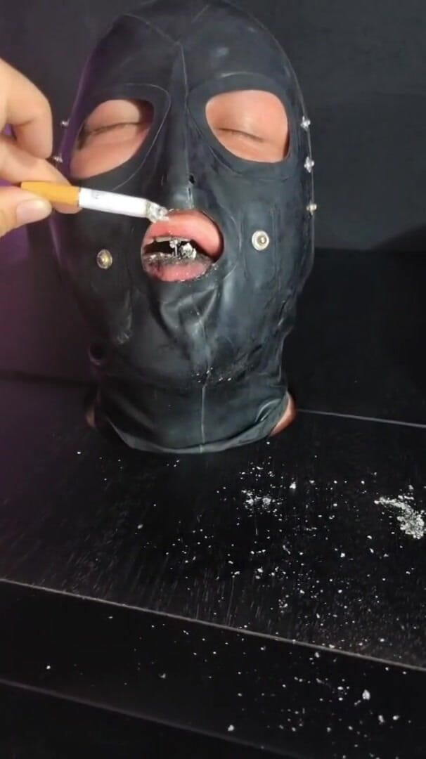 Lady Lena XXX: Smoke / Condom / Cum Fetish Slave /ashtray