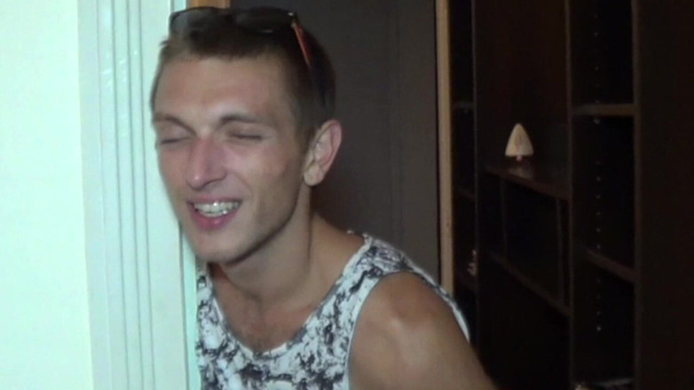 Crunch French bareback porn: Fucked Raw by Surprise
