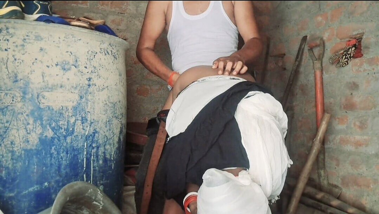 Trilokinath: Ibu-ibu india yang imut dan cowok imut ini habis-habisan