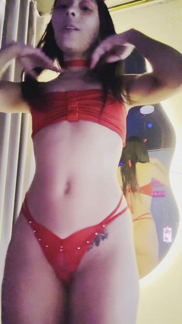 Vika_Sexting: Labbra elettriche