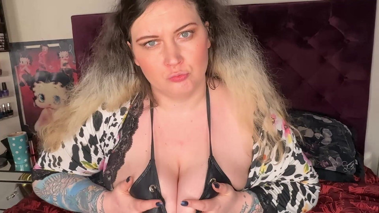 MissFFW: Napalona płodna BBW błaga cię, abyś ją hodował