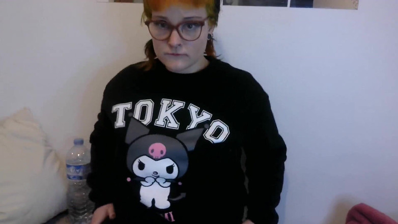 Bigtiddygoth: 上一步兄弟观看他的继妹尝试在链接中拍摄完整视频