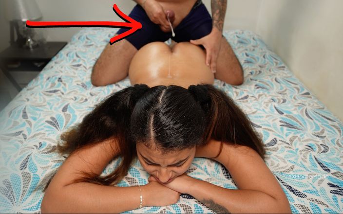 XxHomeMade: Ich benutzte mein eigenes sperma, um meine stiefschwester zu massieren!