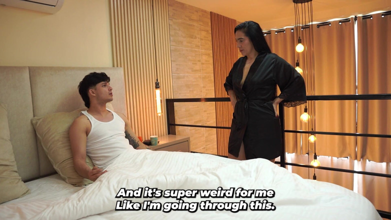 BigJackson: La Matrigna Sexy Mi Aiuta Con La Mia Grande Erezione