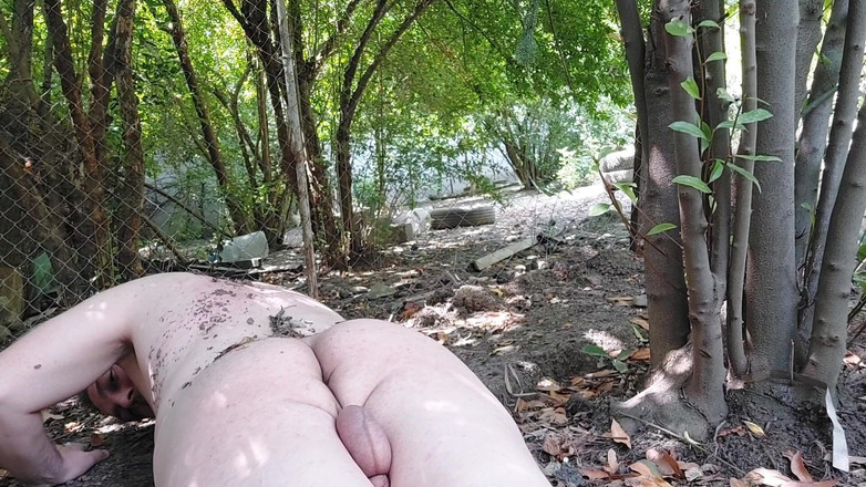 Kitty_Cross: 射精终于从漂亮人妖的可爱鸡巴中实现