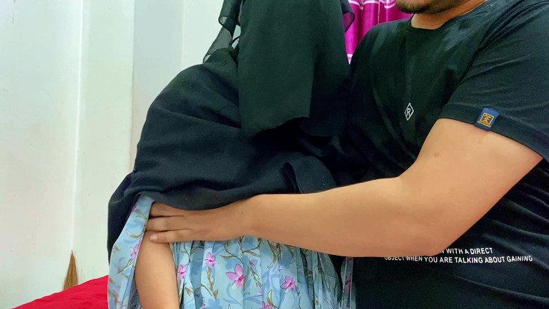 Kaleonjoybd: दर्जी उत्साहित और भाभी की चुदाई