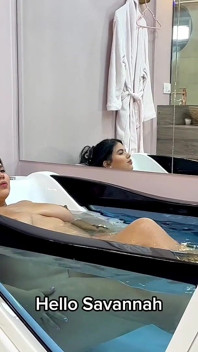 A Pregnant Housewife Has Sex with Her Stepson in the Bathtub